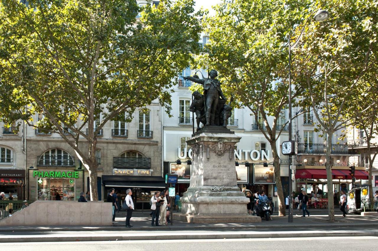 Place Pantheon Parijs