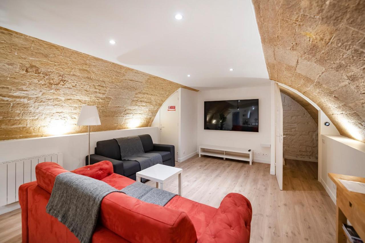Place Pantheon Appartement Parijs